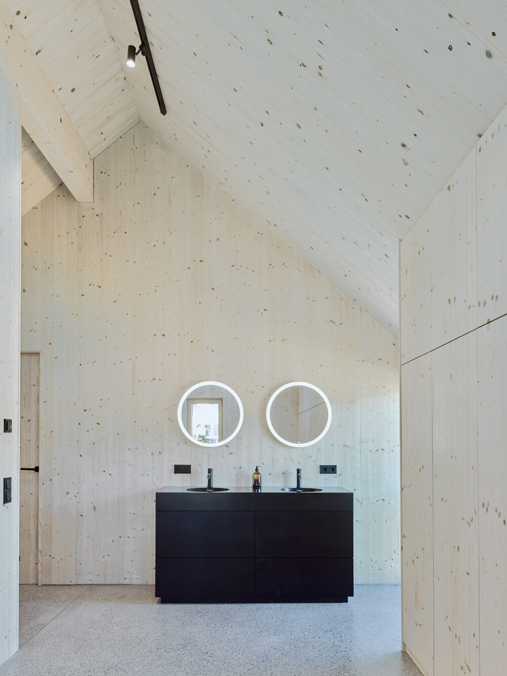 HI Architektur & Innenarchitektur - Wohnhaus Zwei an der Donau 13 - Architekt Innenarchitekt Stuttgart